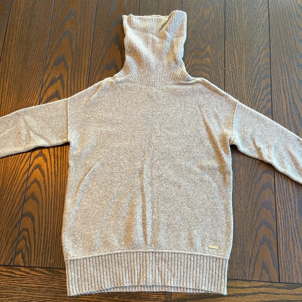 ✨ Sweaty Betty London Turtleneck Sweater | Size S ✨